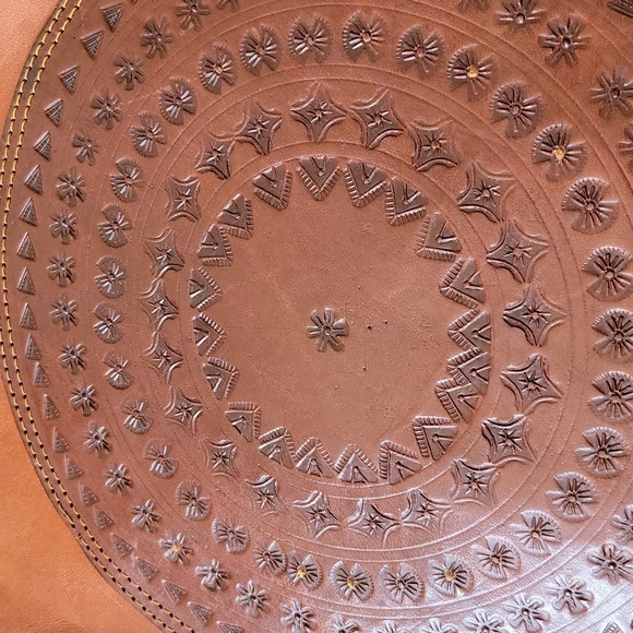 Leather Tote bag - EUC - Picture 10 of 10